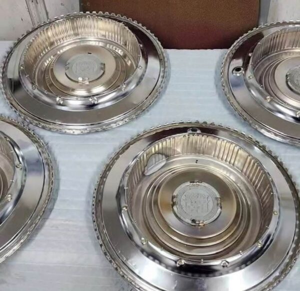 Hubcaps chrome Cadillac - Image 5